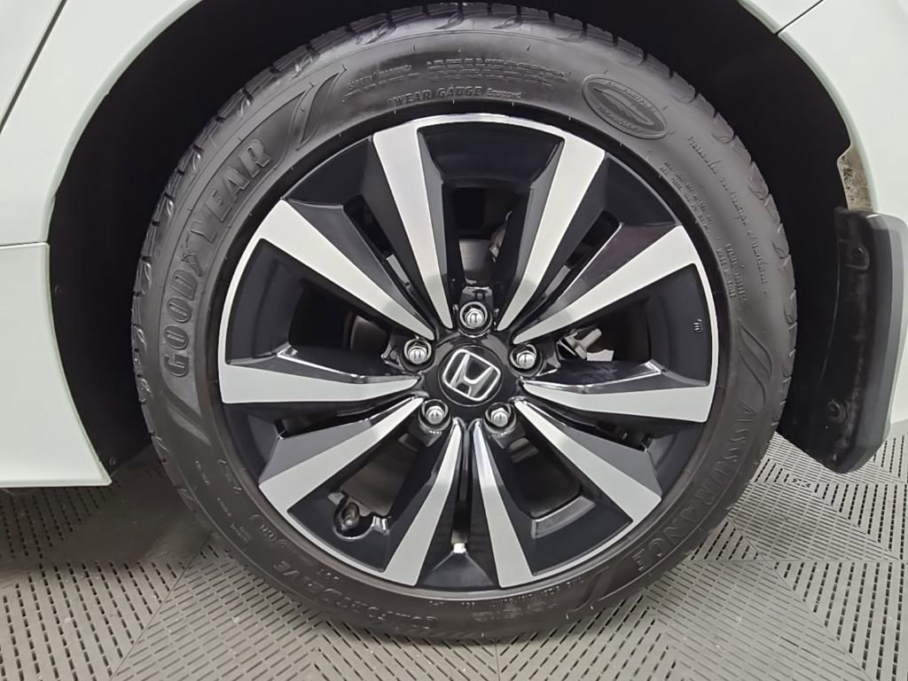 Used 2024 Honda Civic EX-L image 39