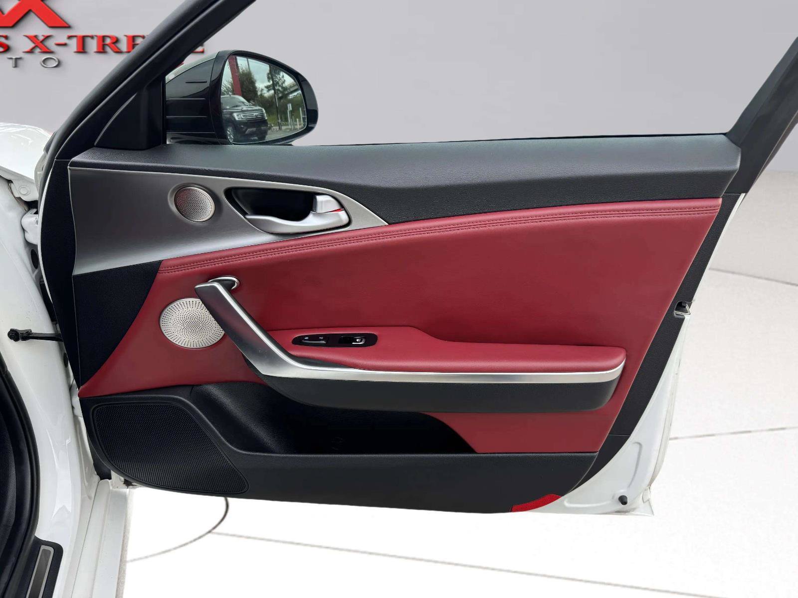 Used 2021 Kia Stinger GT1 RWD image 39