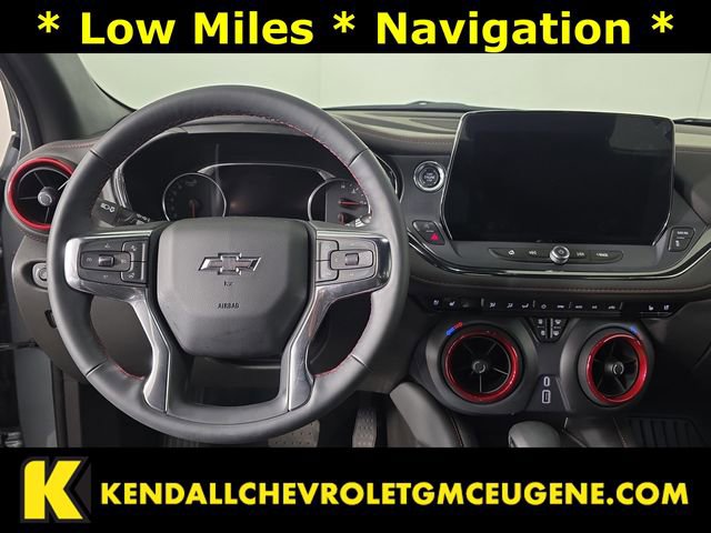 Used 2025 Chevrolet Blazer RS w/ Driver Confidence II Package image 9