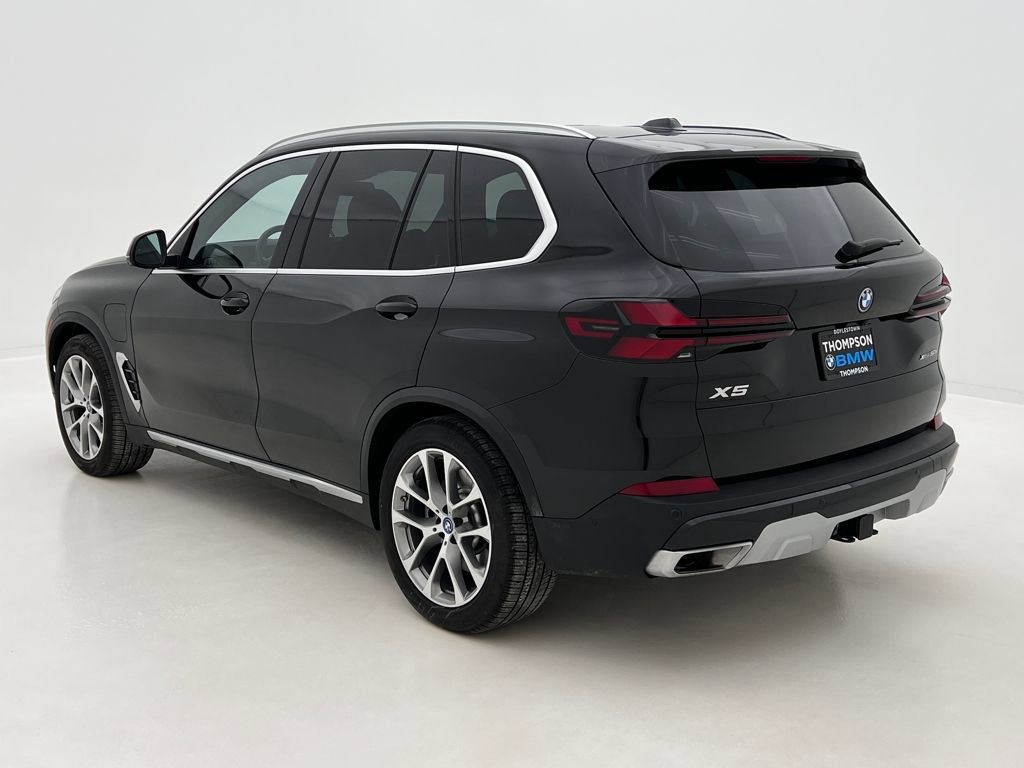 Certified 2025 BMW X5 xDrive50e w/ Premium Package image 11