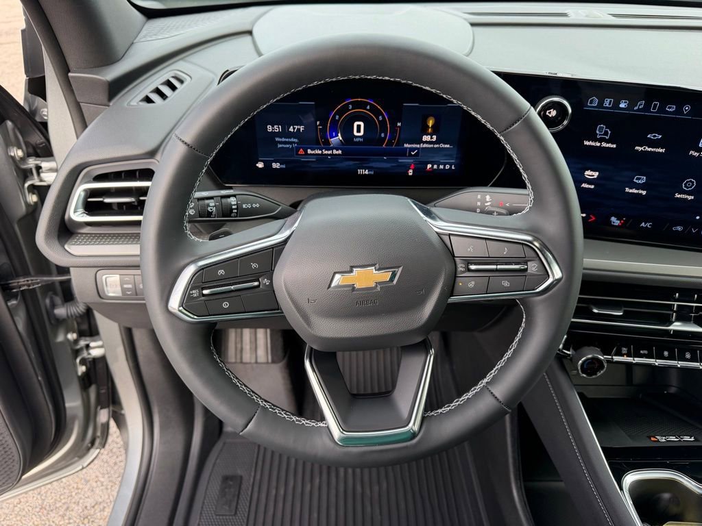 Used 2025 Chevrolet Traverse LT w/ LPO, Floor Liner Package image 12