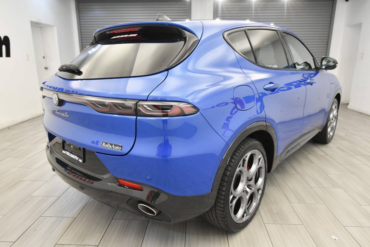 Used 2024 Alfa Romeo Tonale Veloce AWD/4WD image 5