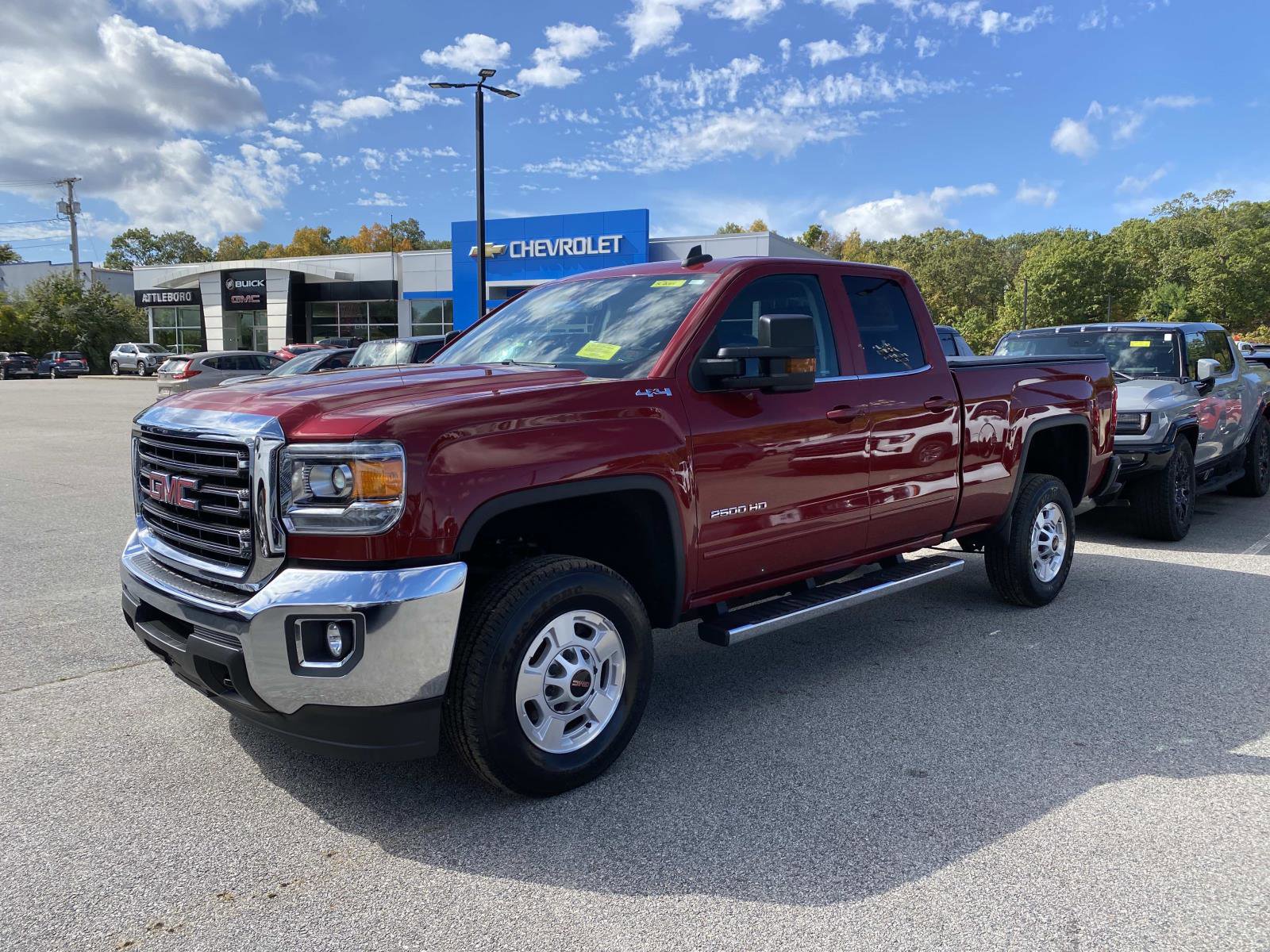Used 2018 GMC Sierra 2500 SLE w/ HD SLE Preferred Plus Package