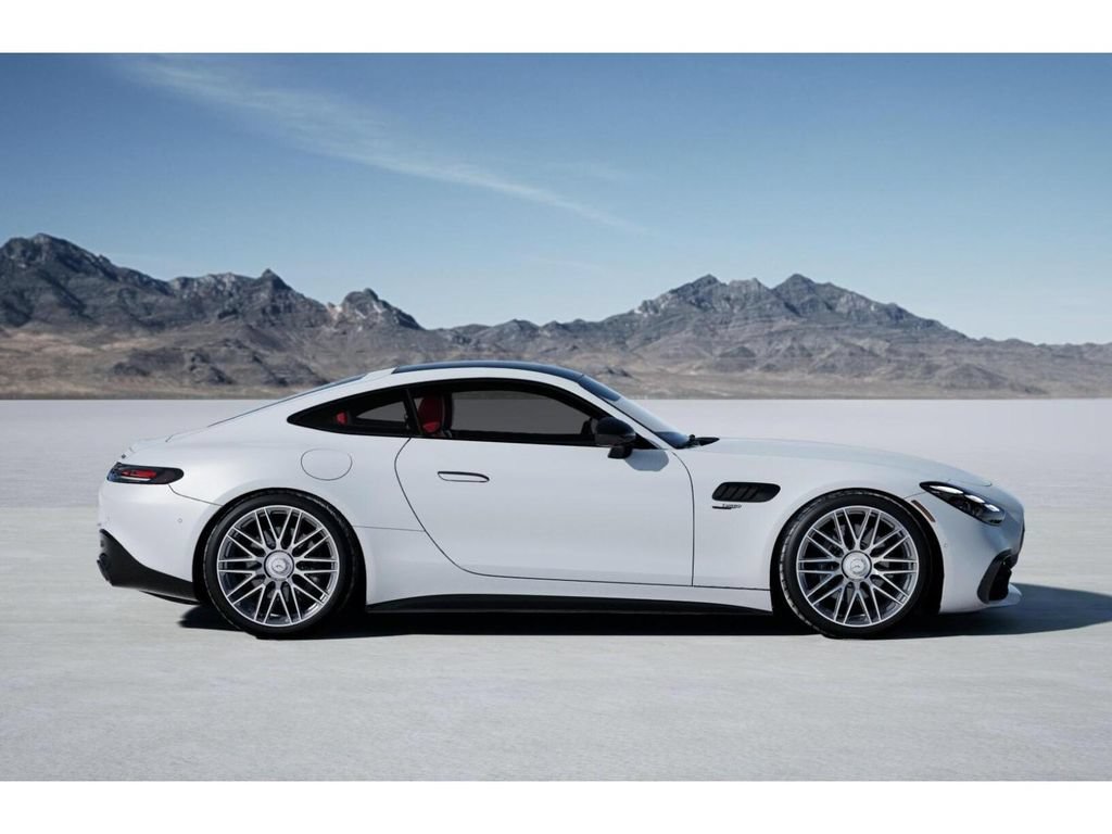 New 2027 Mercedes-Benz AMG GT 43 image 2
