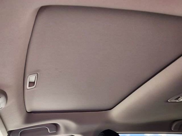 Certified 2025 Subaru Outback Limited image 27