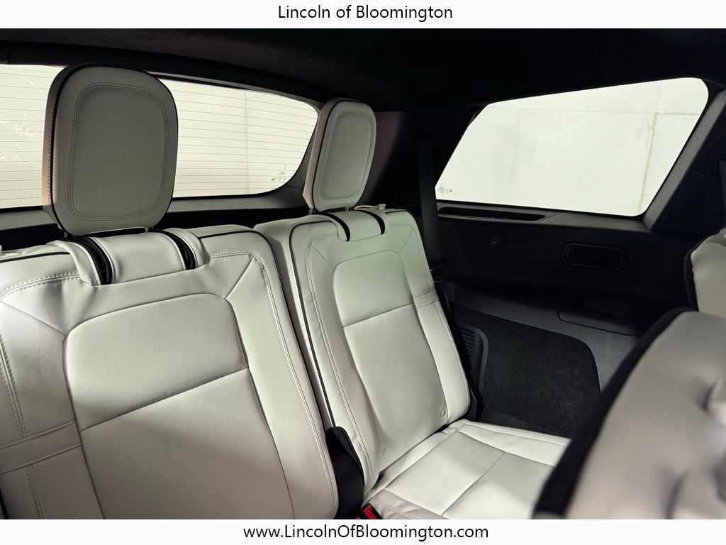 New 2026 Lincoln Aviator Black Label AWD/4WD image 18