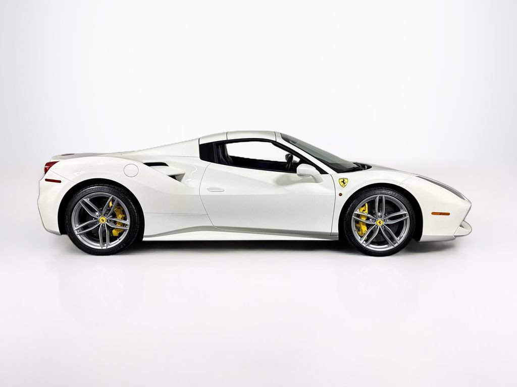 Used 2018 Ferrari 488 Spider RWD image 10