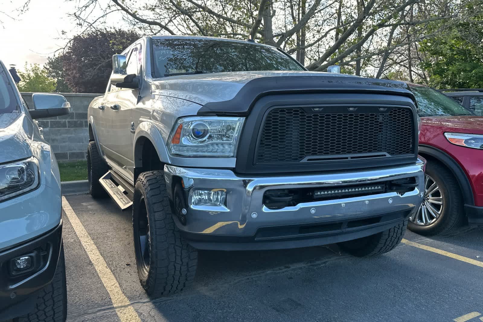 Used 2017 RAM 2500 Laramie w/ Convenience Group AWD/4WD image 3