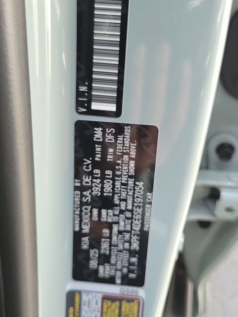 Used 2025 Kia K4 FWD image 26