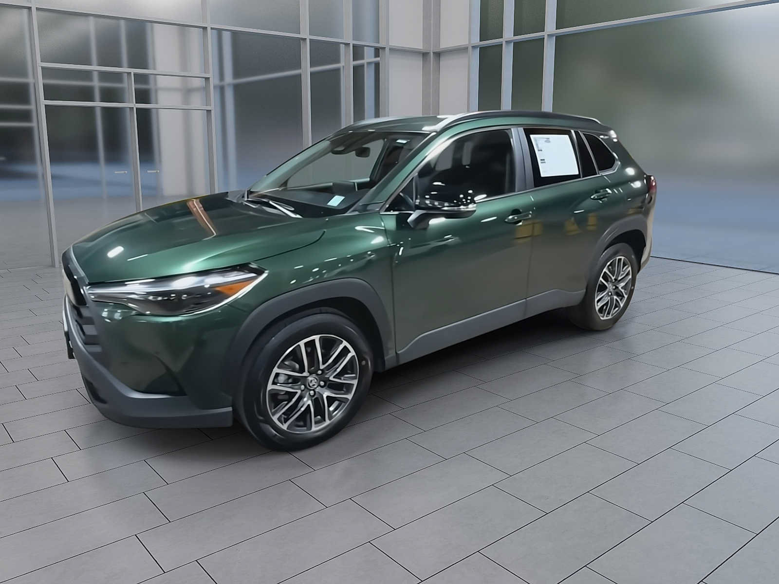 Used 2026 Toyota Corolla Cross XLE AWD/4WD image 4