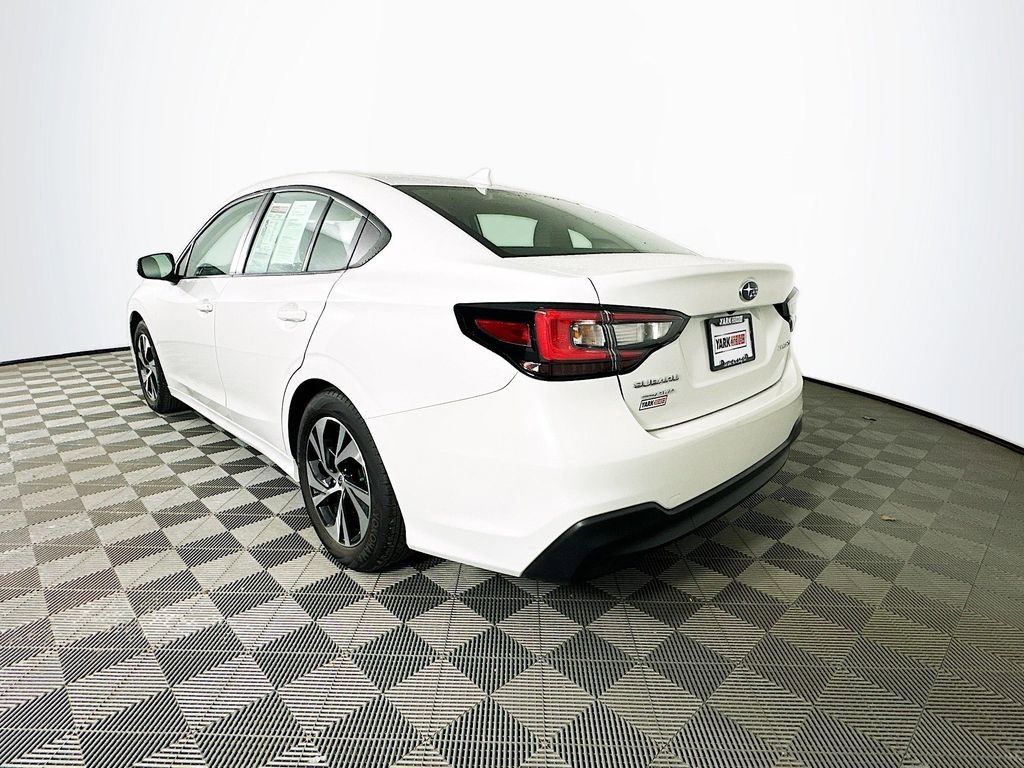 Used 2025 Subaru Legacy Premium AWD/4WD image 7