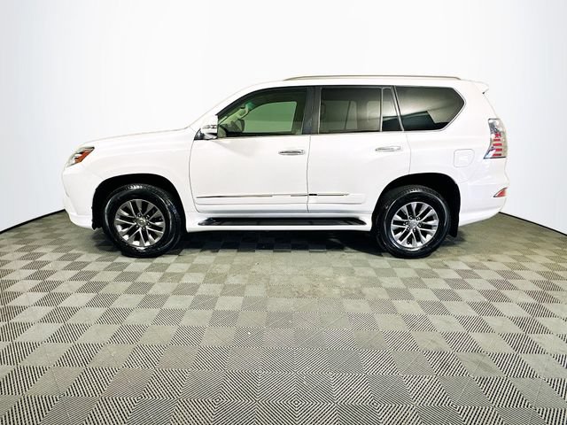 Used 2016 Lexus GX 460 Luxury w/ Preferred Accessory Package AWD/4WD image 5