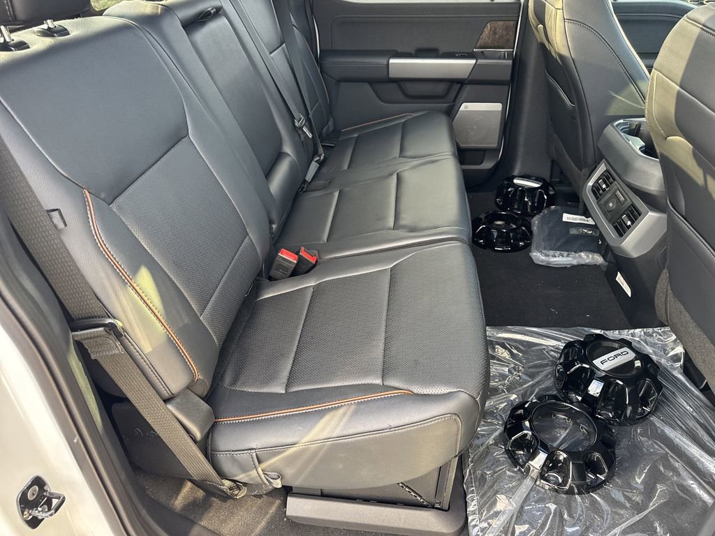 New 2025 Ford F250 Lariat w/ Lariat Ultimate Package image 15