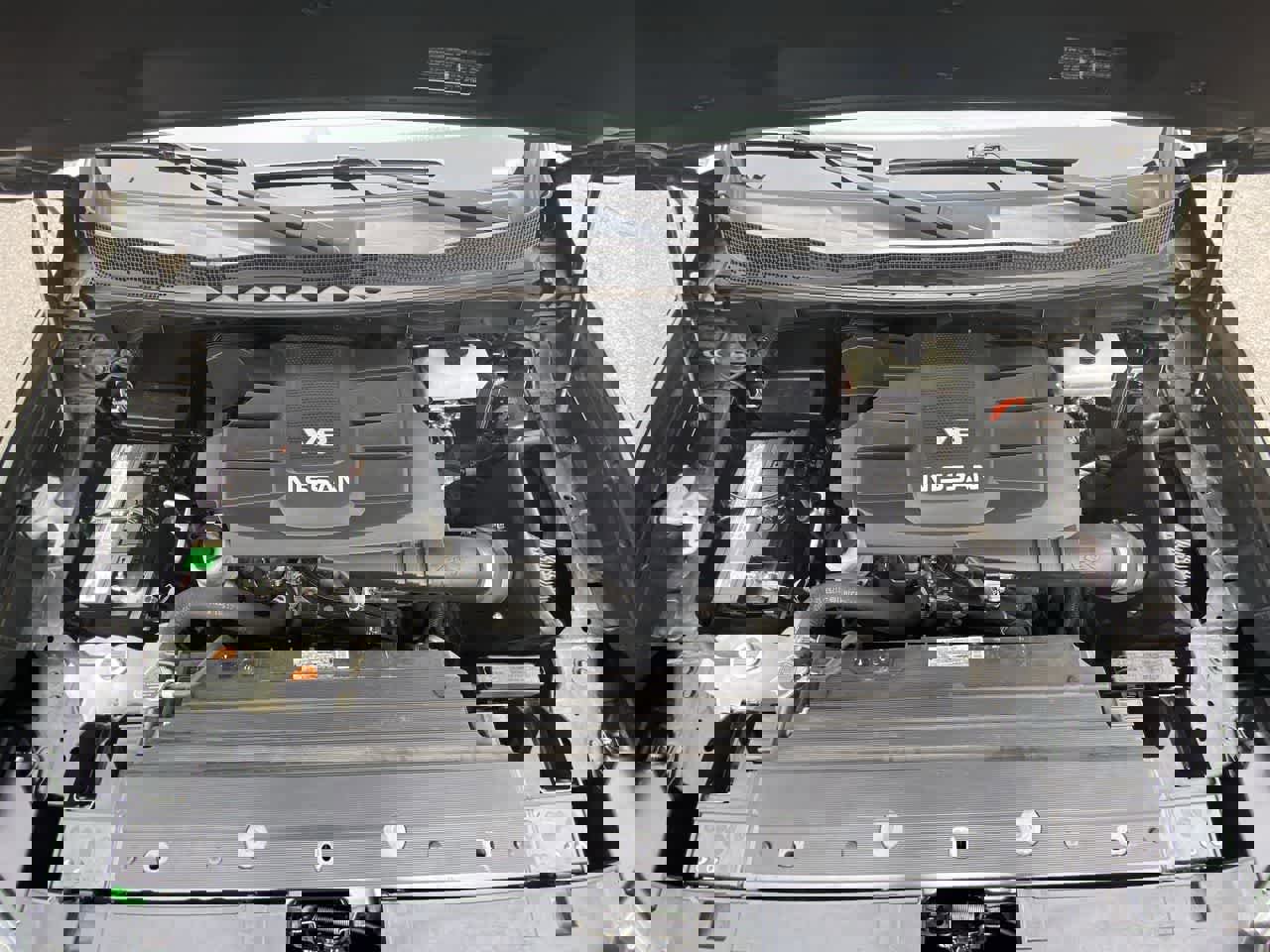 Used 2018 Nissan Titan SV w/ SV Convenience Package image 25