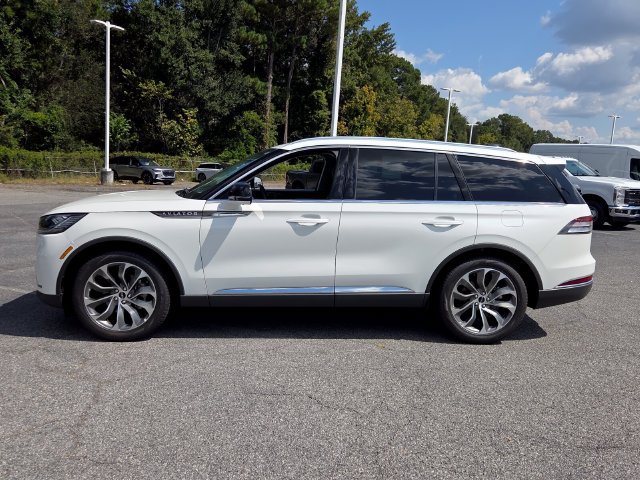 New 2026 Lincoln Aviator Reserve RWD image 4
