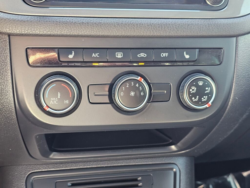 Used 2017 Volkswagen Tiguan Wolfsburg Edition AWD/4WD image 16