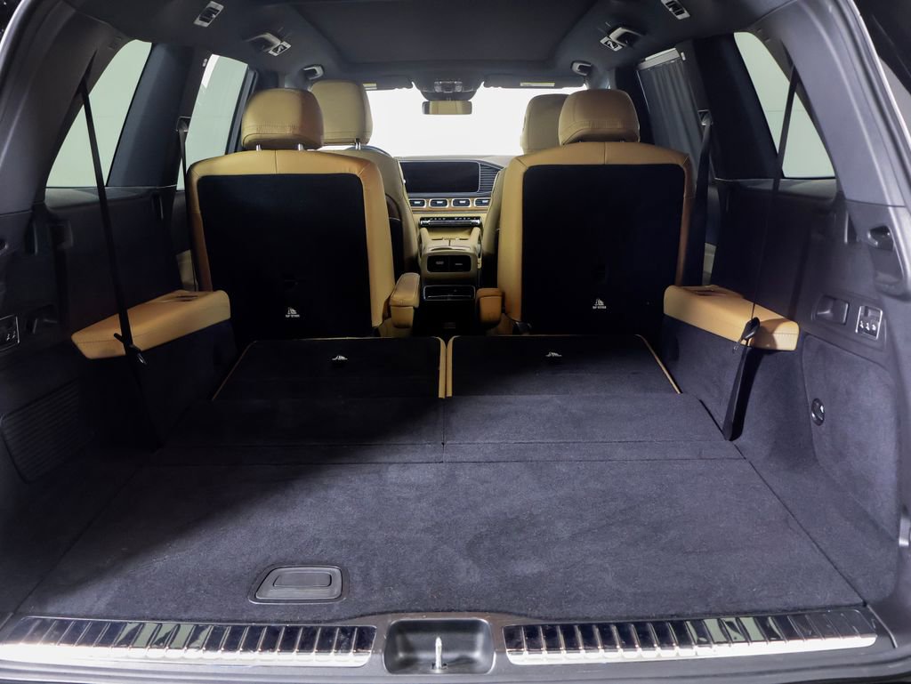 Used 2024 Mercedes-Benz GLS 580 4MATIC image 33