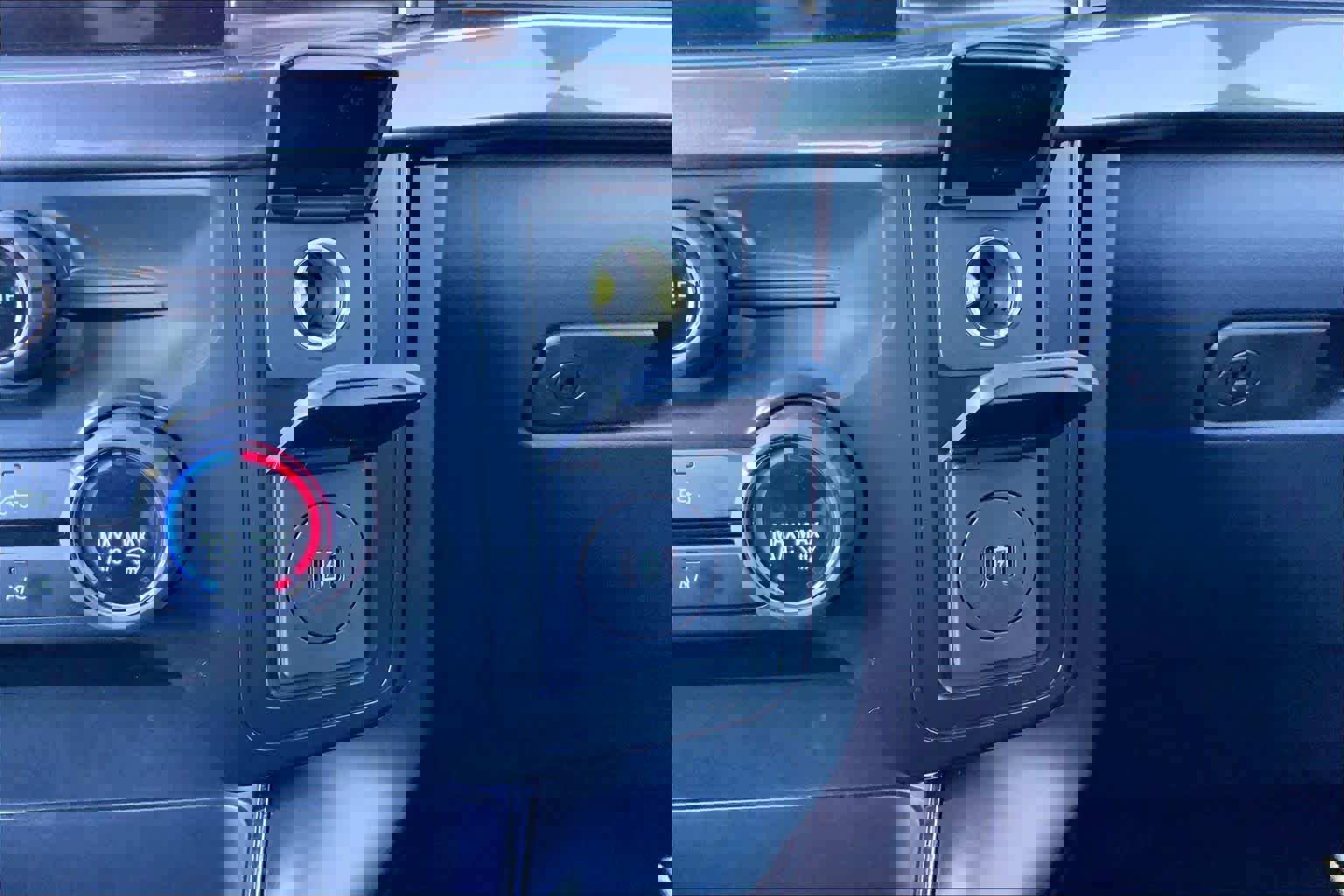 Used 2024 Ford F150 STX image 32