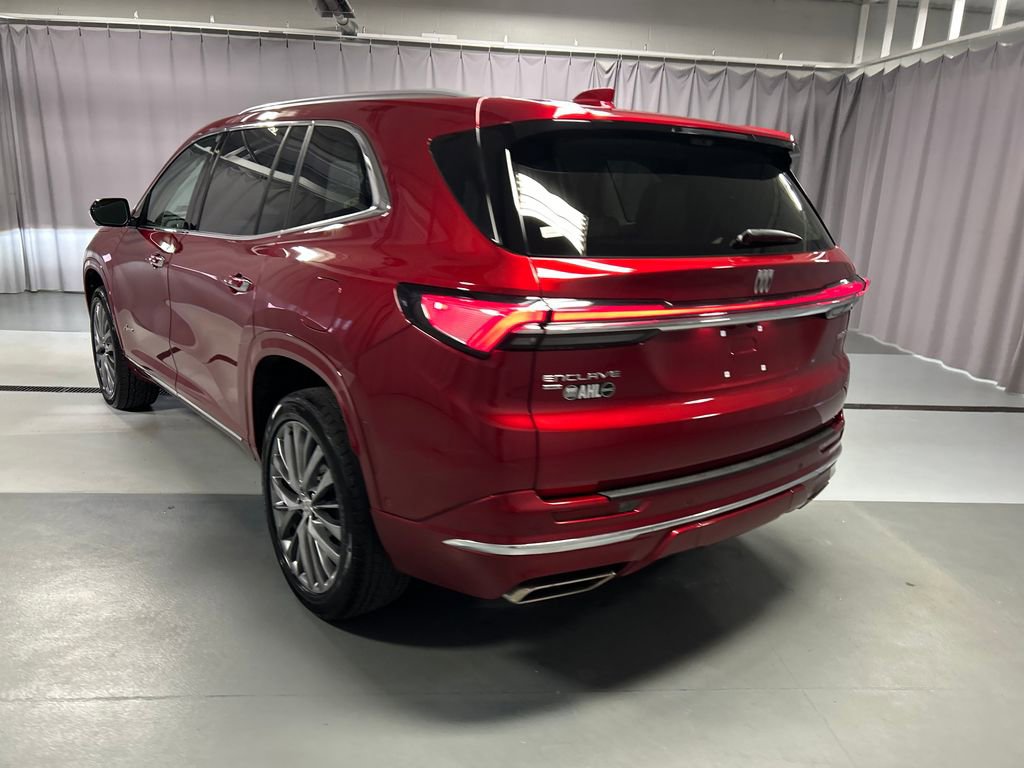 Used 2025 Buick Enclave Avenir w/ Super Cruise Package image 5