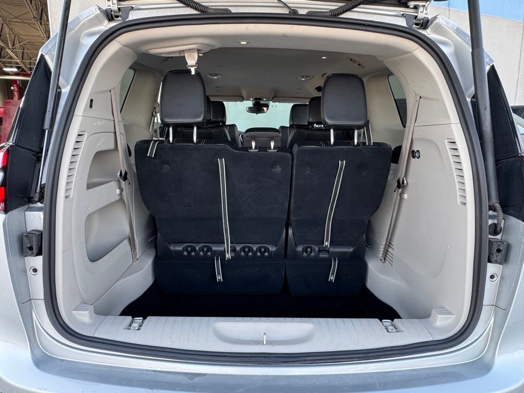 Used 2024 Chrysler Pacifica Touring-L image 33