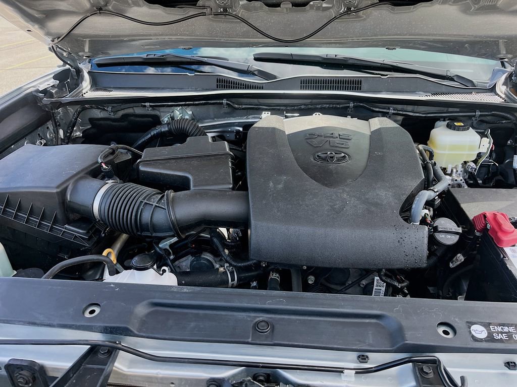 Used 2022 Toyota Tacoma TRD Off-Road w/ Technology Package image 28