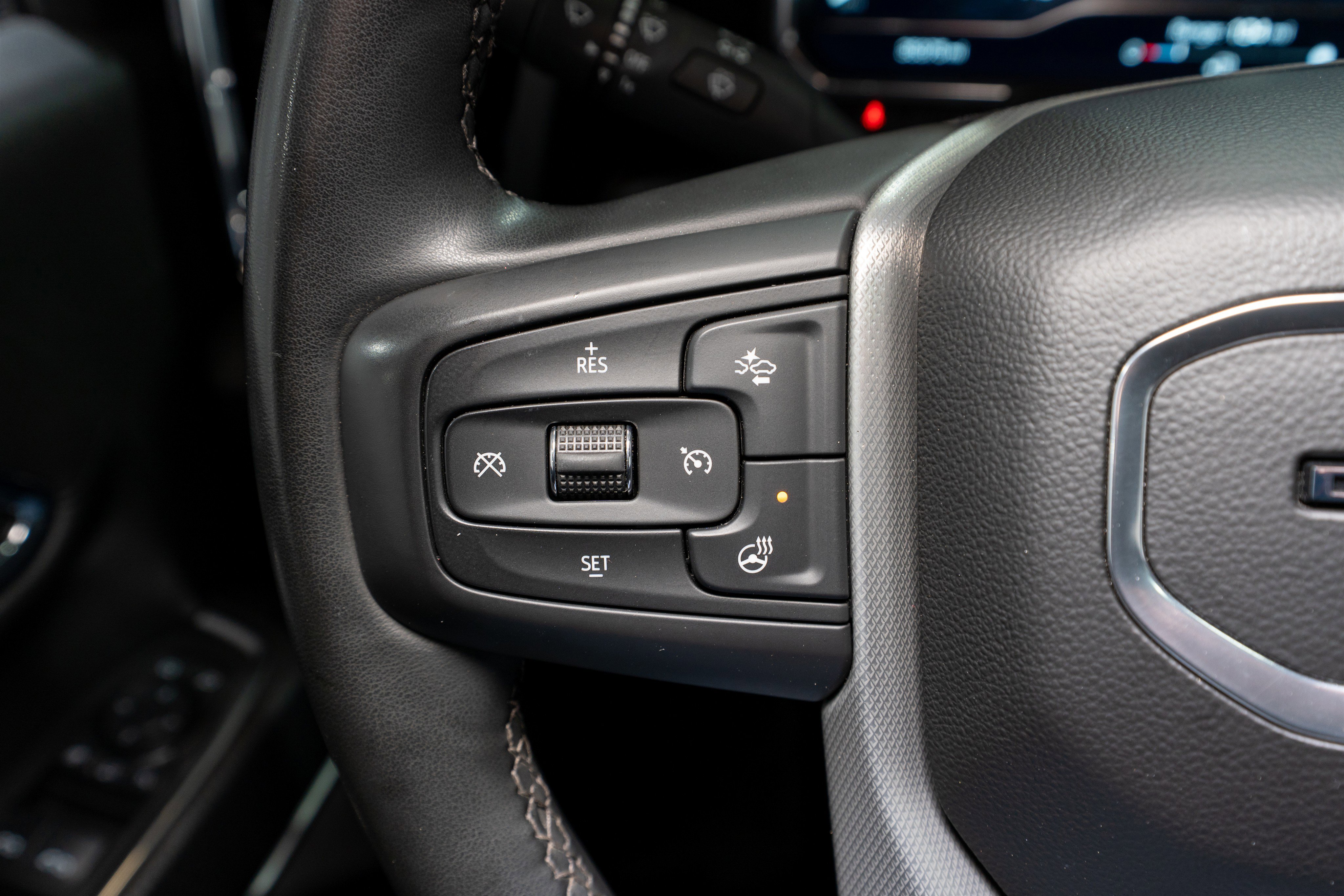 Used 2024 GMC Sierra 2500 Denali w/ Denali Reserve Package image 34