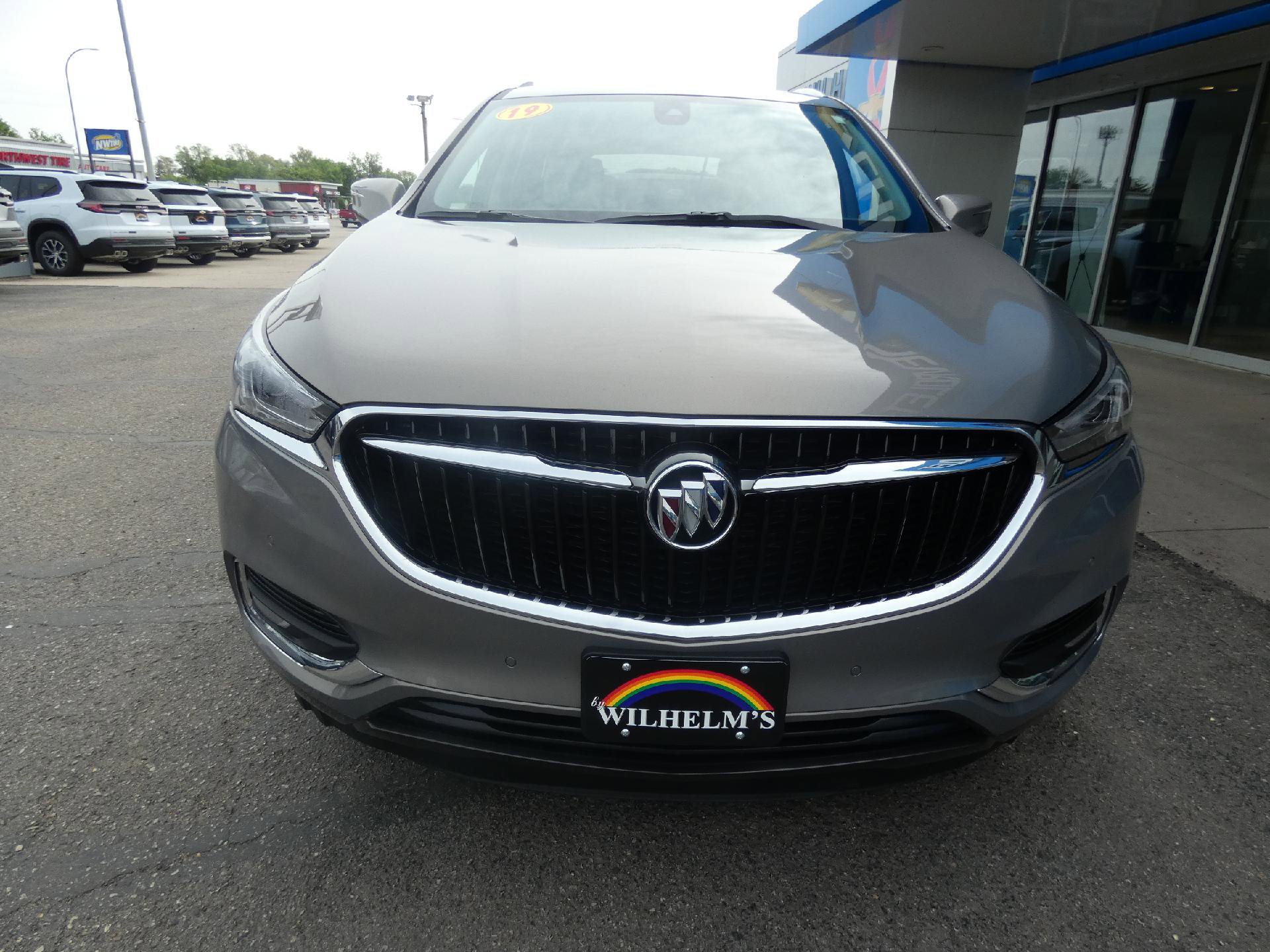 Used 2019 Buick Enclave Premium AWD/4WD image 5