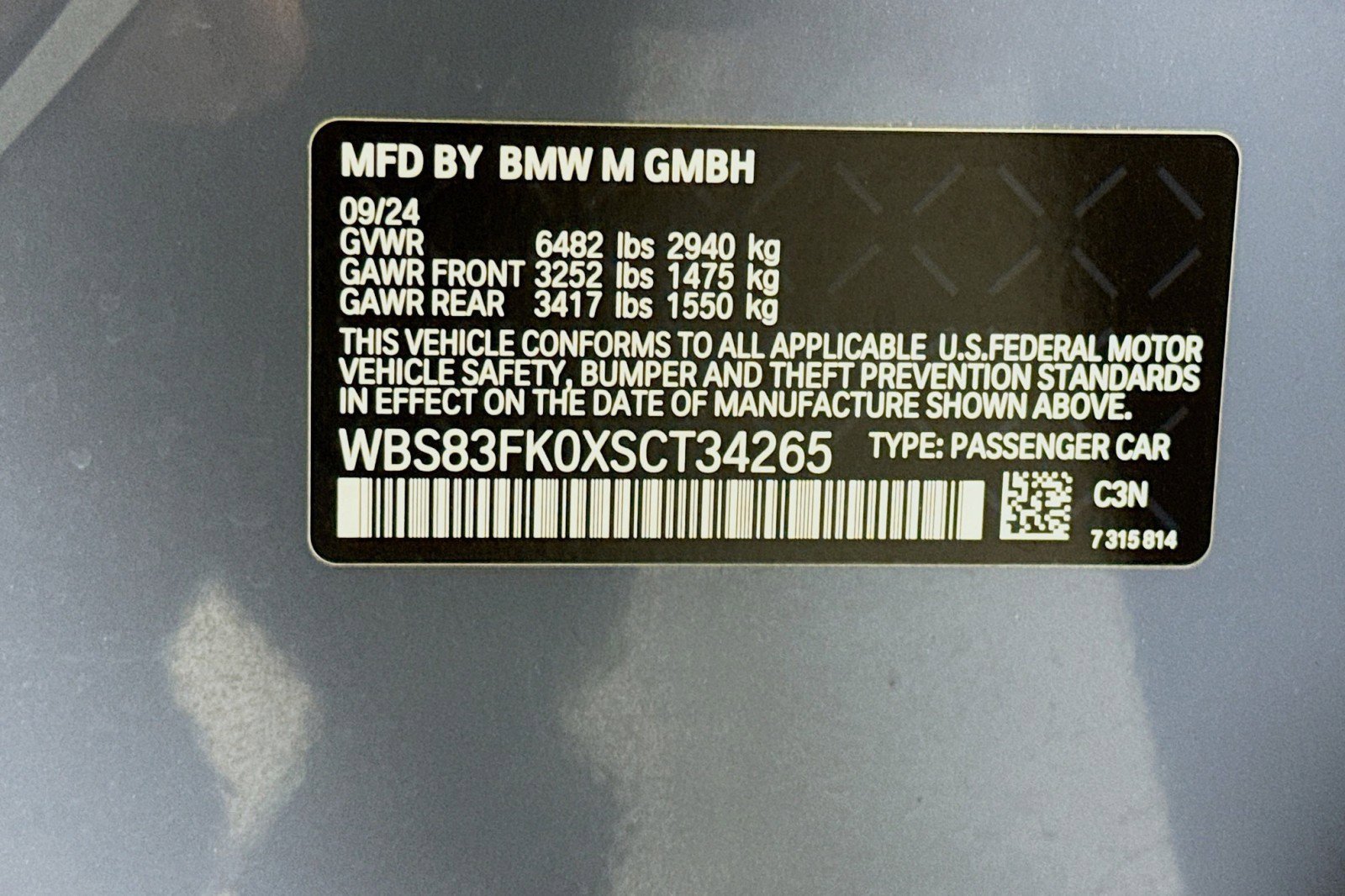 Used 2025 BMW M5 w/ Carbon Package image 24