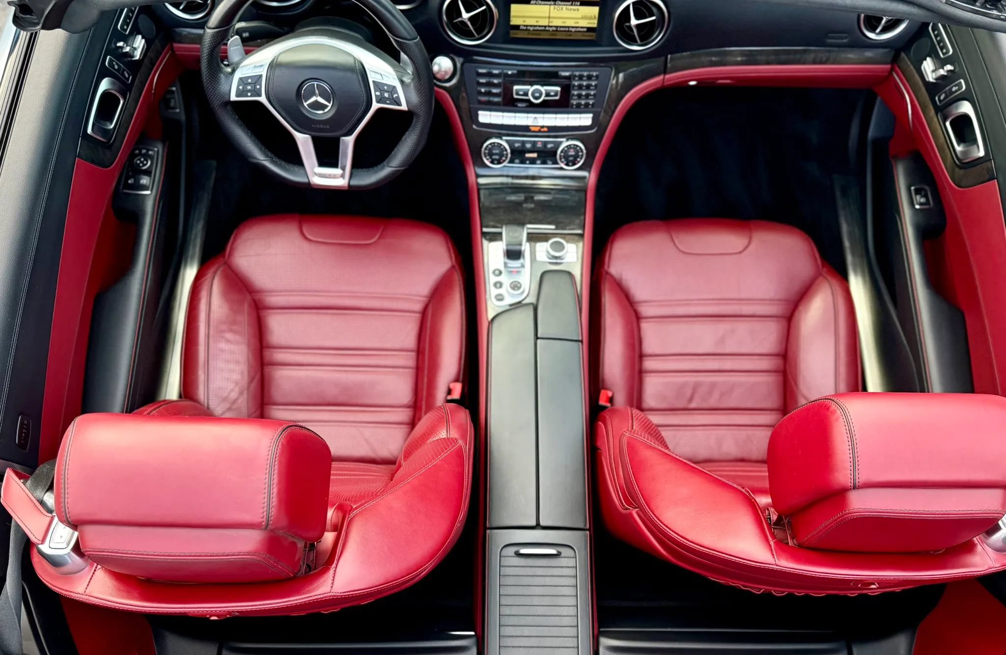 Used 2013 Mercedes-Benz SL 63 AMG w/ Premium Pkg image 36