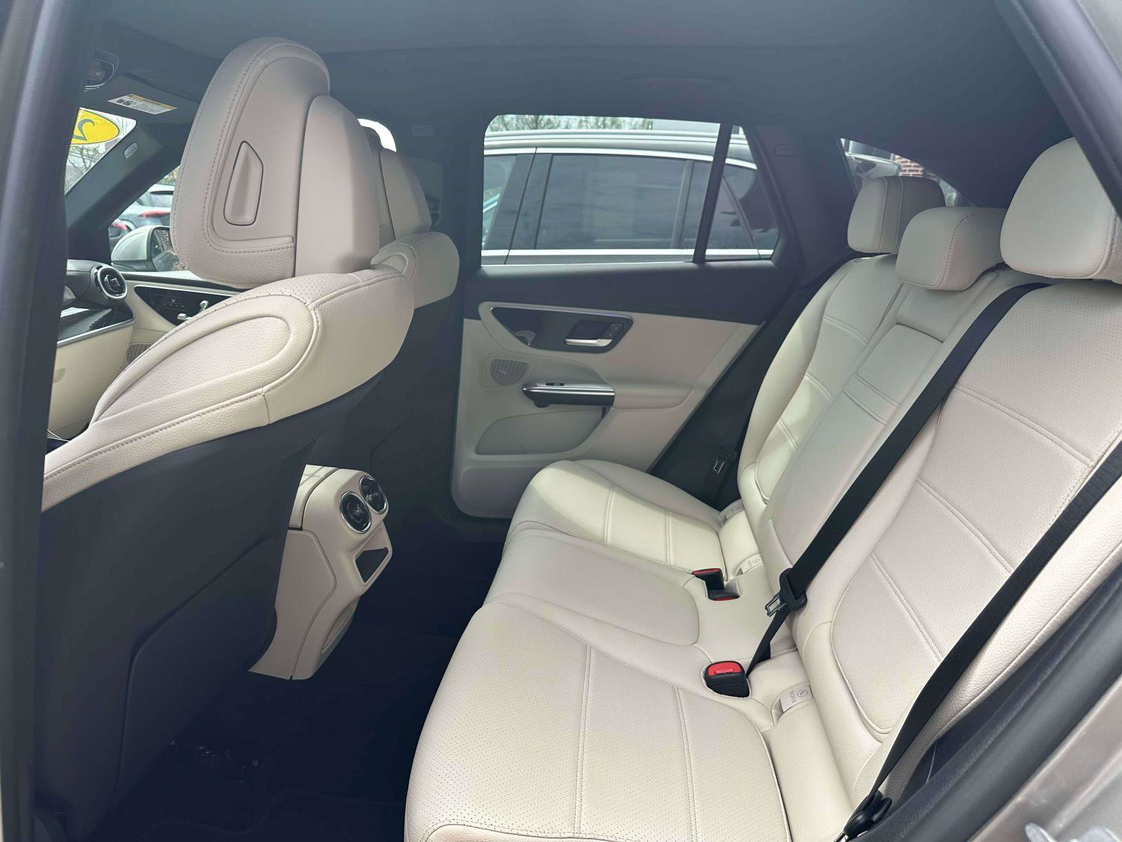 Certified 2023 Mercedes-Benz GLC 300 4MATIC image 9
