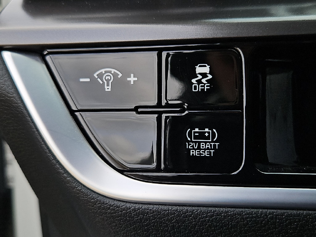 Used 2023 Kia Sportage EX AWD/4WD image 27