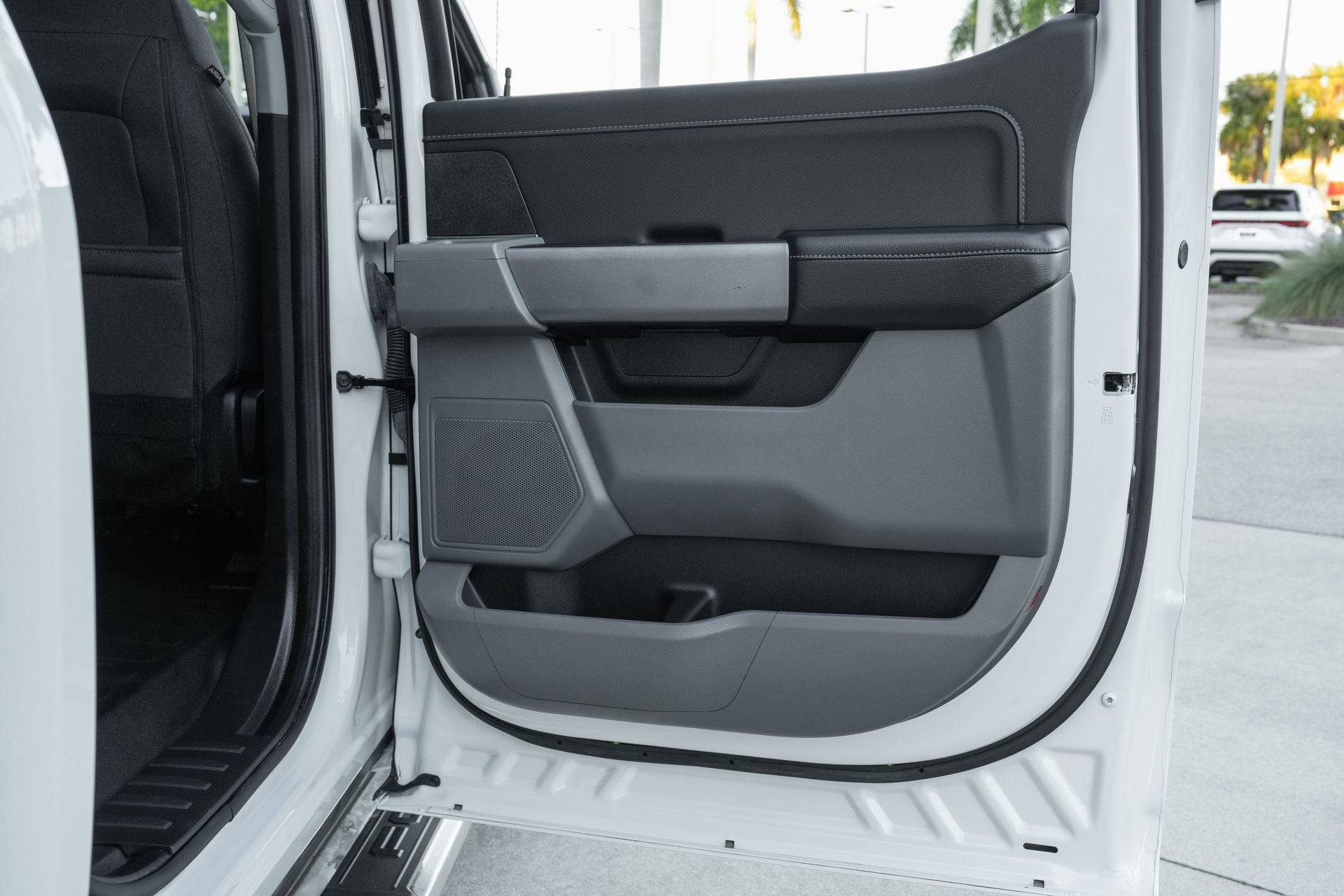 Used 2024 Ford F150 XLT w/ Mobile Office Package image 35