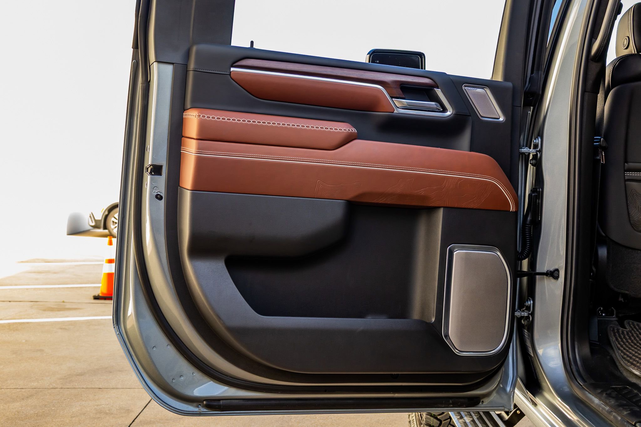 Used 2026 GMC Sierra 3500 Denali Ultimate image 38