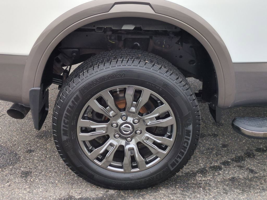 Used 2018 Nissan Titan Platinum Reserve w/ Platinum Utility Package image 25