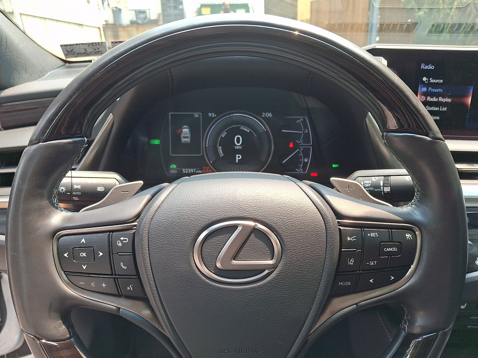 Certified 2020 Lexus ES 300h w/ Premium Package FWD image 21