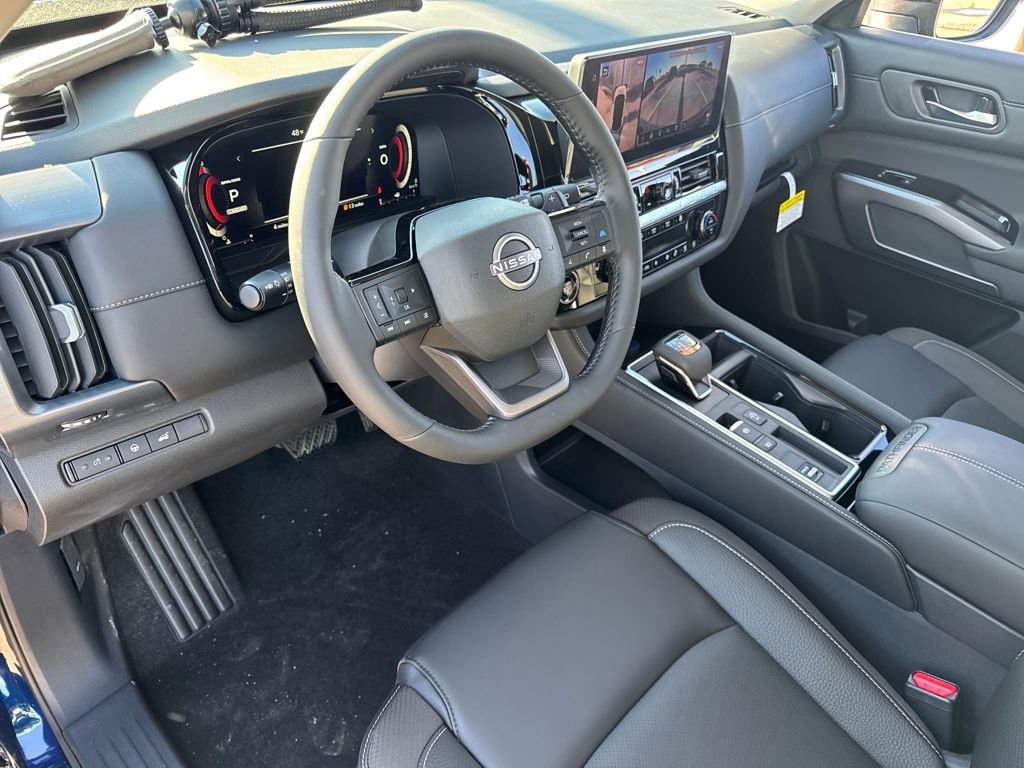 New 2026 Nissan Pathfinder SL FWD image 15