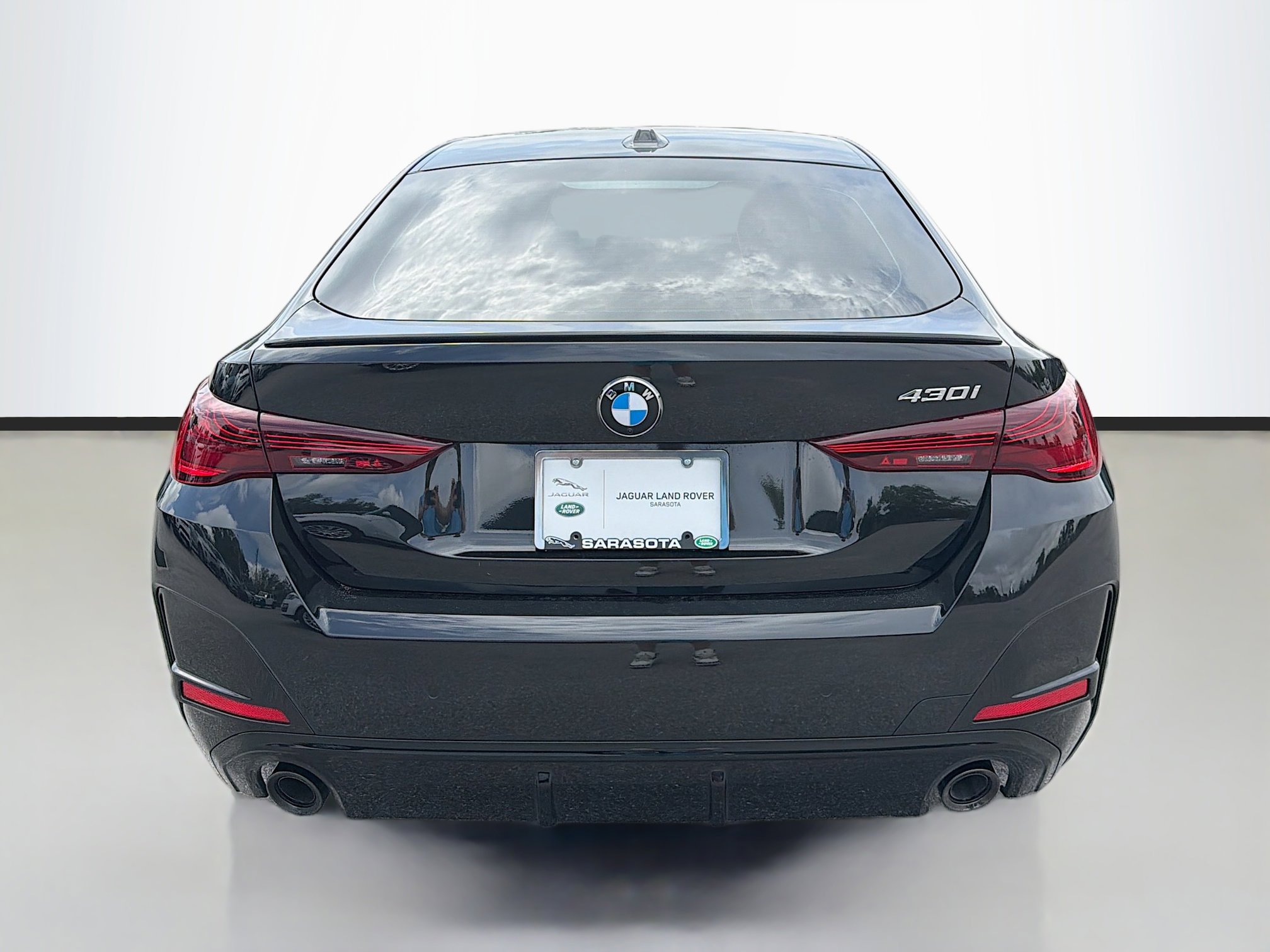 Used 2025 BMW 430i 430i w/ M Sport Package image 4