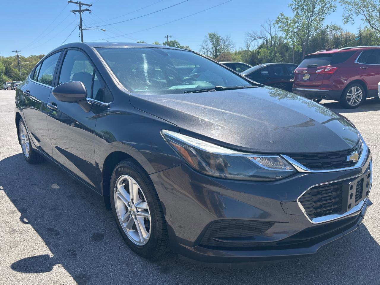 Used 2017 Chevrolet Cruze LT FWD image 3