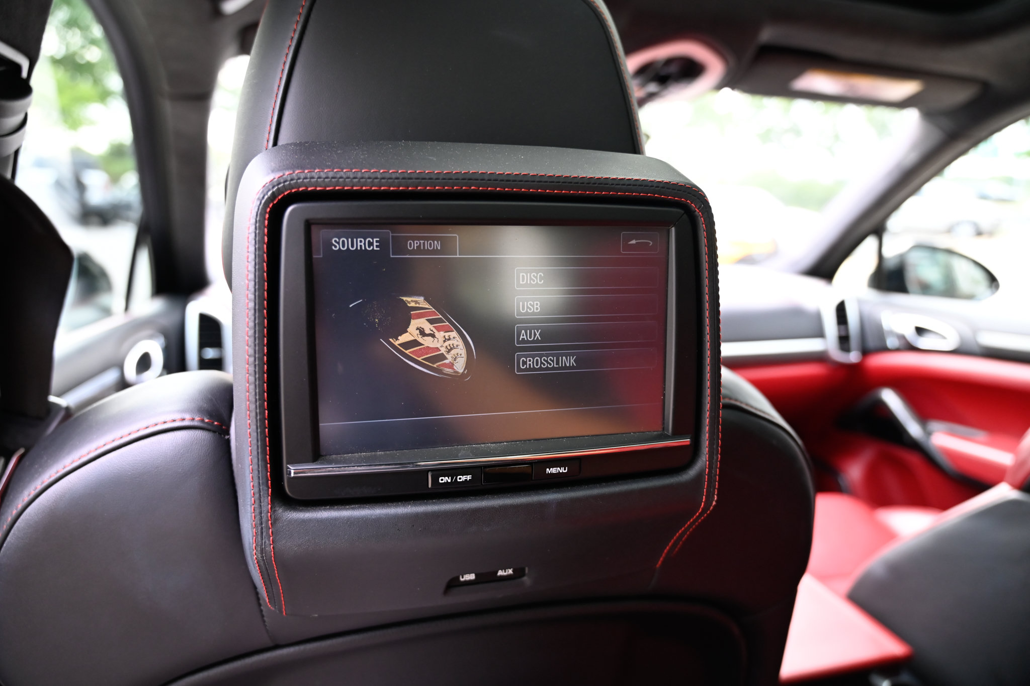 Used 2016 Porsche Cayenne Turbo S AWD/4WD image 42