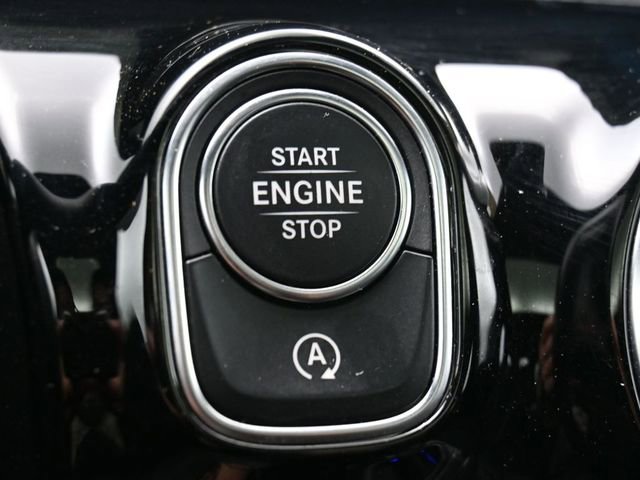 Used 2023 Mercedes-Benz CLA 250 4MATIC image 33