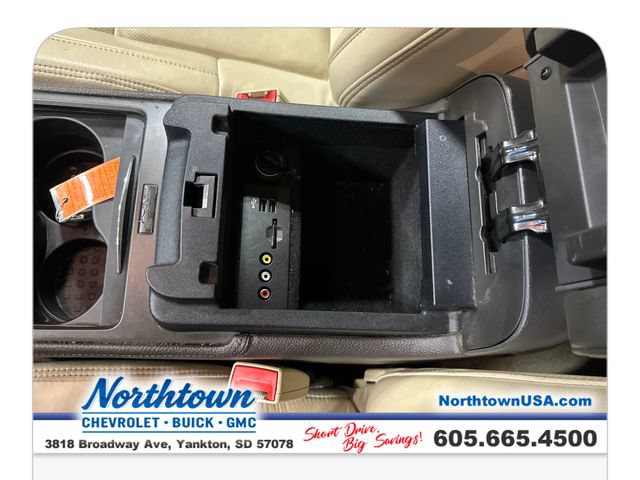 Used 2013 Lincoln MKS AWD image 26