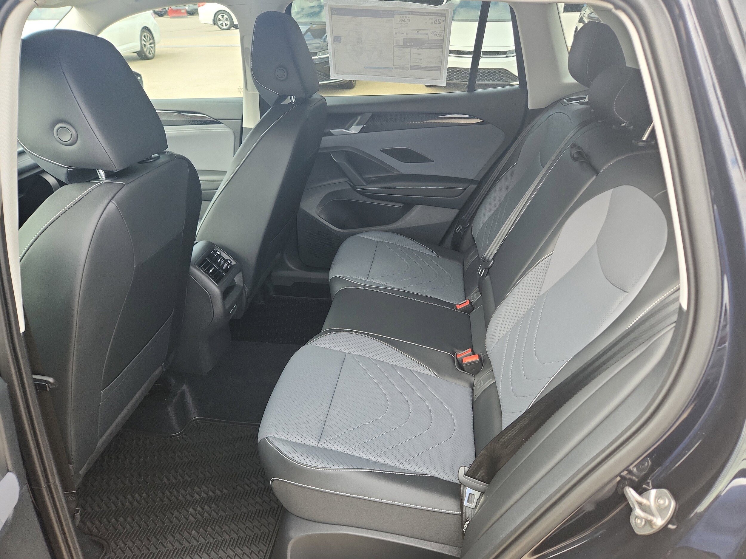 New 2026 Volkswagen Tiguan SE AWD/4WD image 10