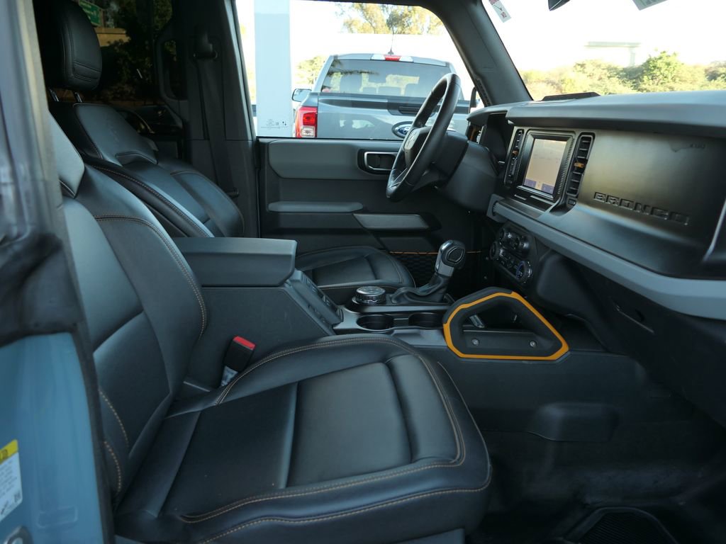 Used 2023 Ford Bronco Badlands image 31