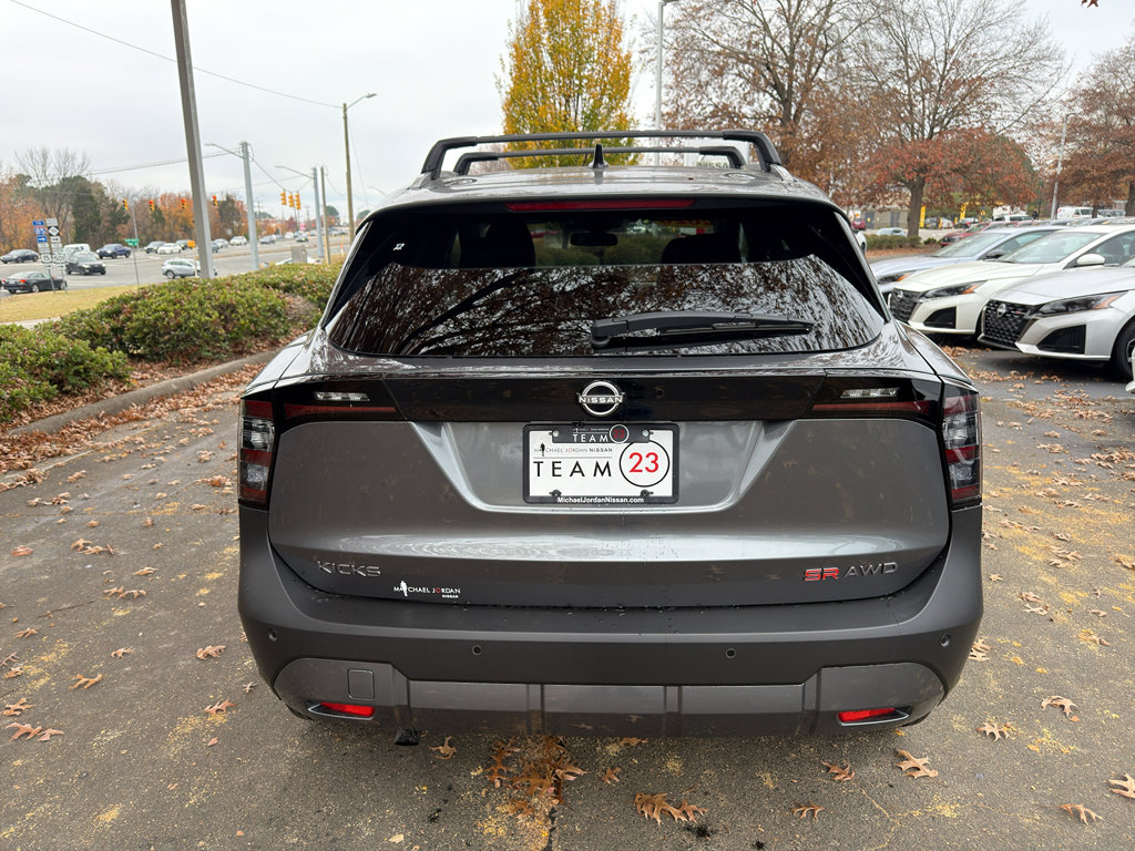 New 2026 Nissan Kicks SR w/ Cold Weather Package image 6