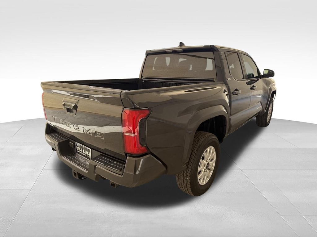 Used 2026 Toyota Tacoma SR5 AWD/4WD image 7