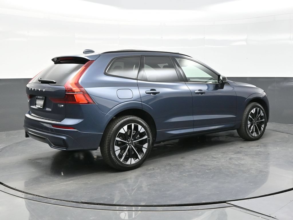 New 2026 Volvo XC60 T8 Plus w/ Climate Package AWD/4WD image 7