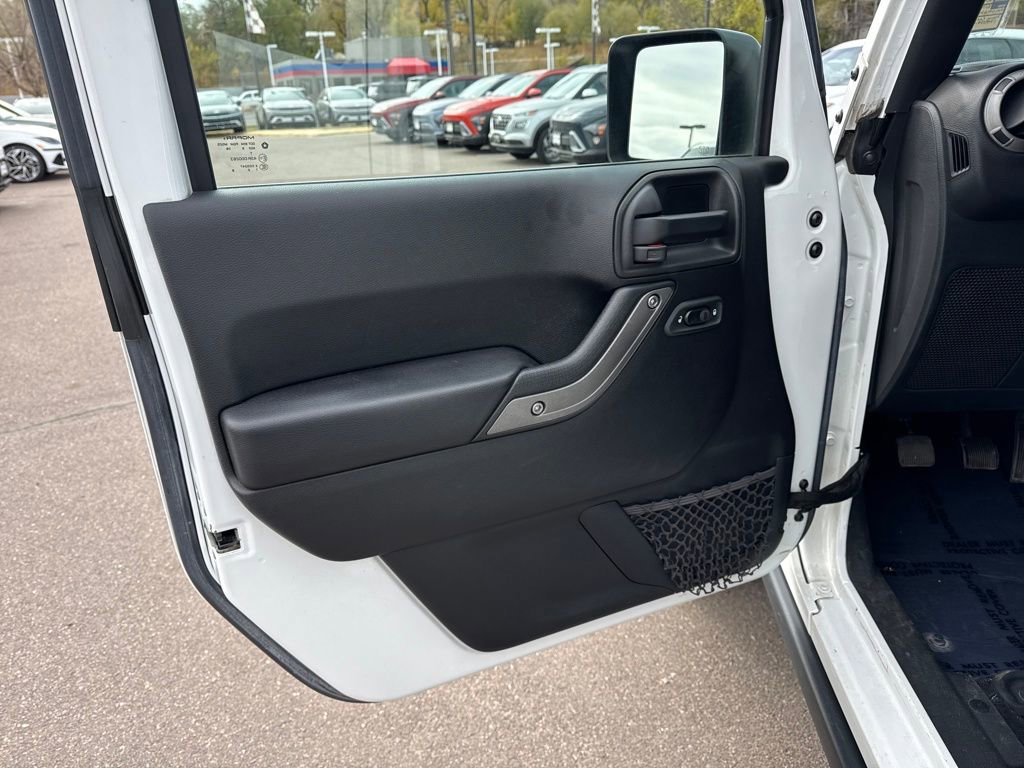 Used 2017 Jeep Wrangler Unlimited Sport image 26