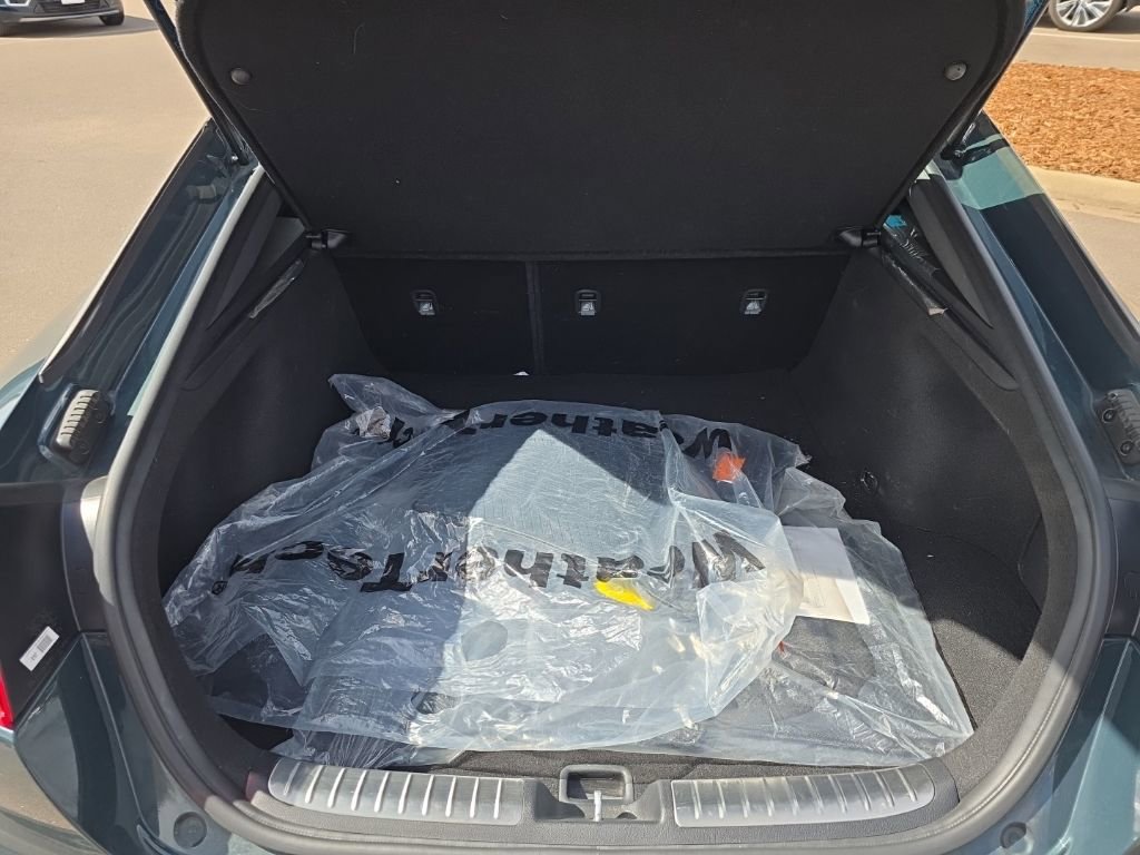 Used 2022 Kia Stinger GT-Line w/ Sun & Sound Package image 19