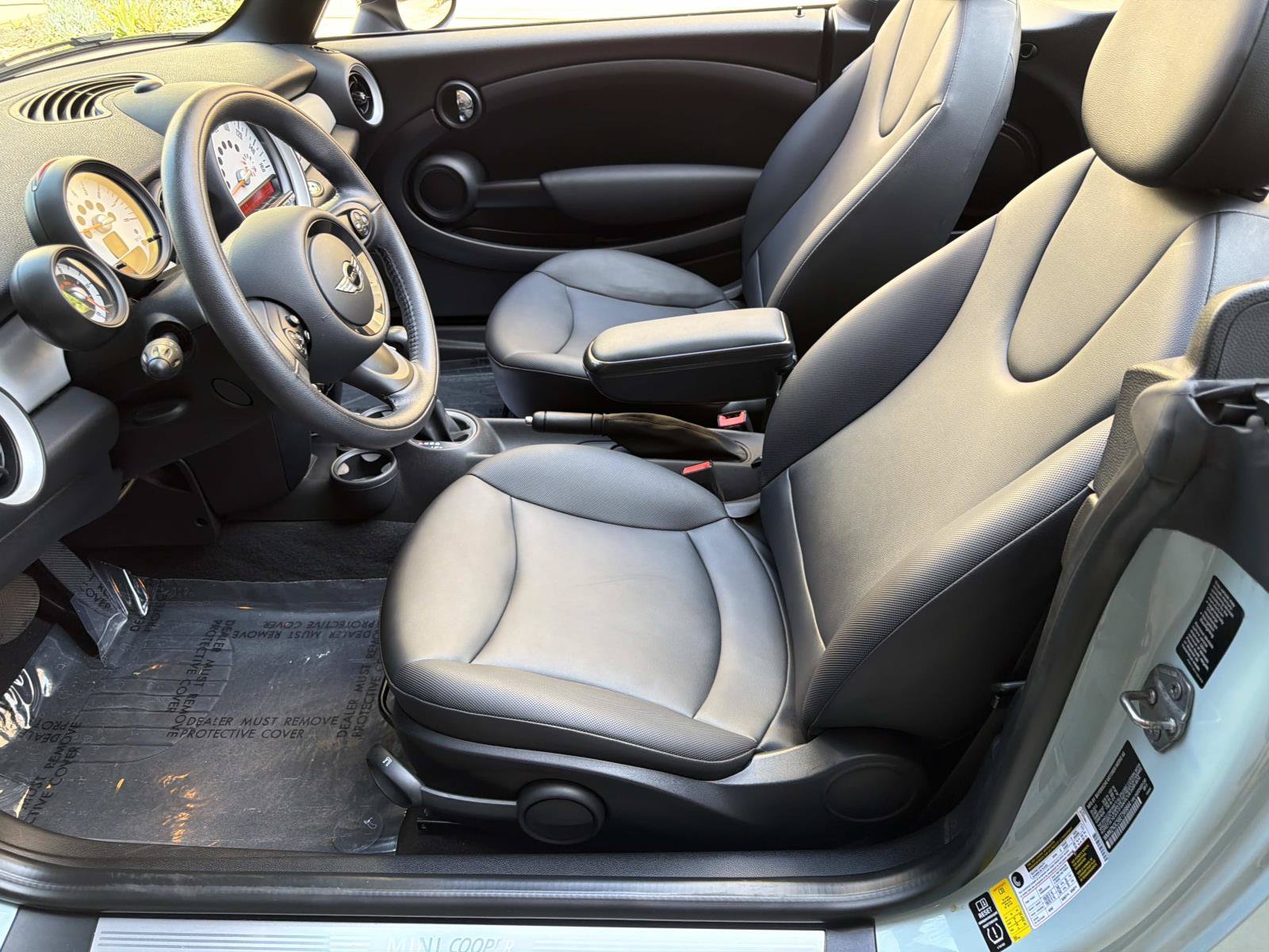 Used 2014 MINI Cooper Convertible FWD image 16