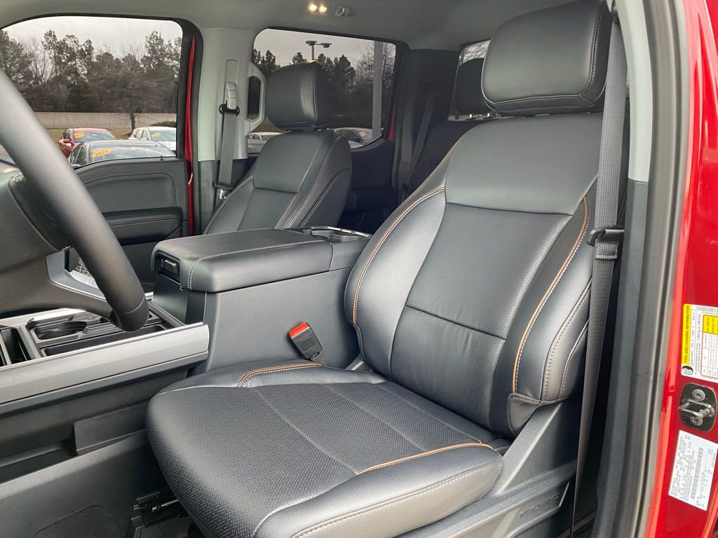 Used 2025 Ford F250 Lariat w/ Chrome Package image 21